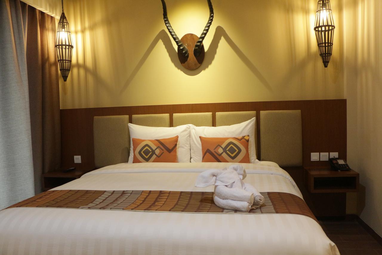 Baobab Safari Resort Prigen Buitenkant foto